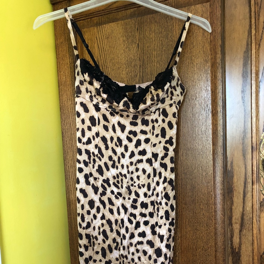Silk Leopard dress - Picture 7 of 7
